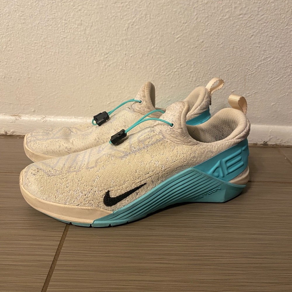 Nike metcons